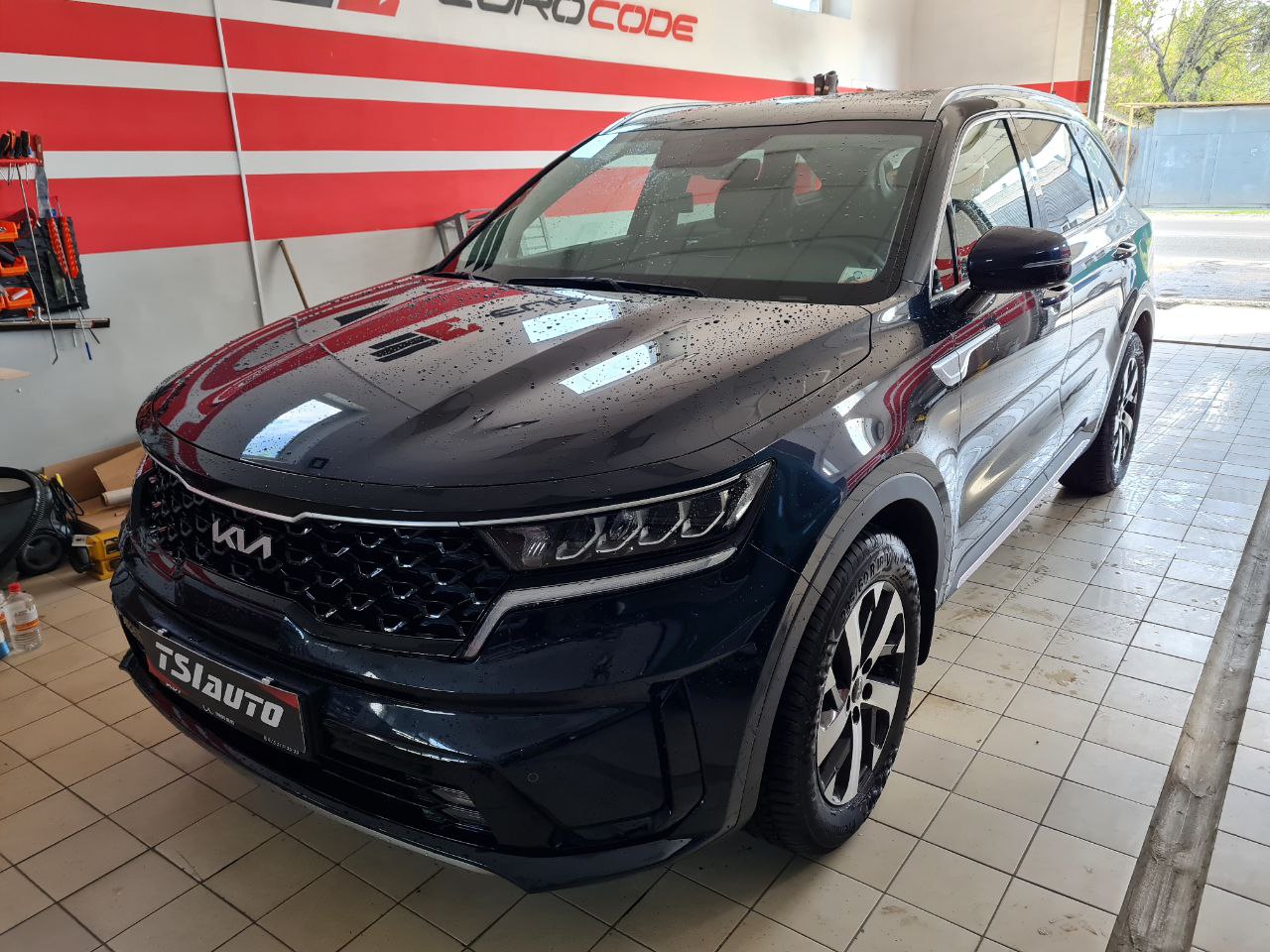 Шумоизоляция Kia Sorento в Ярославле